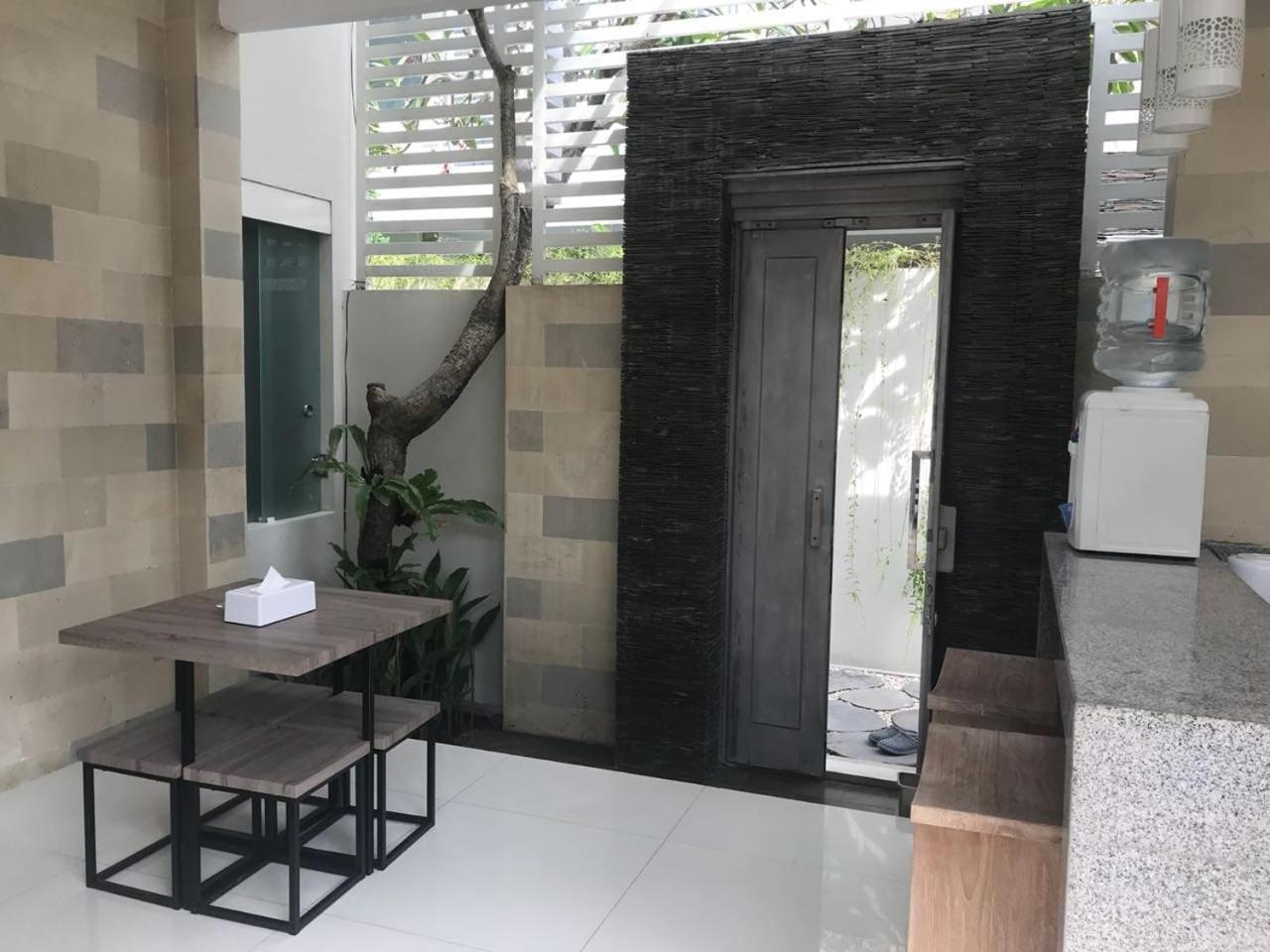 Nikaya Villas Kuta Lombok Exterior foto